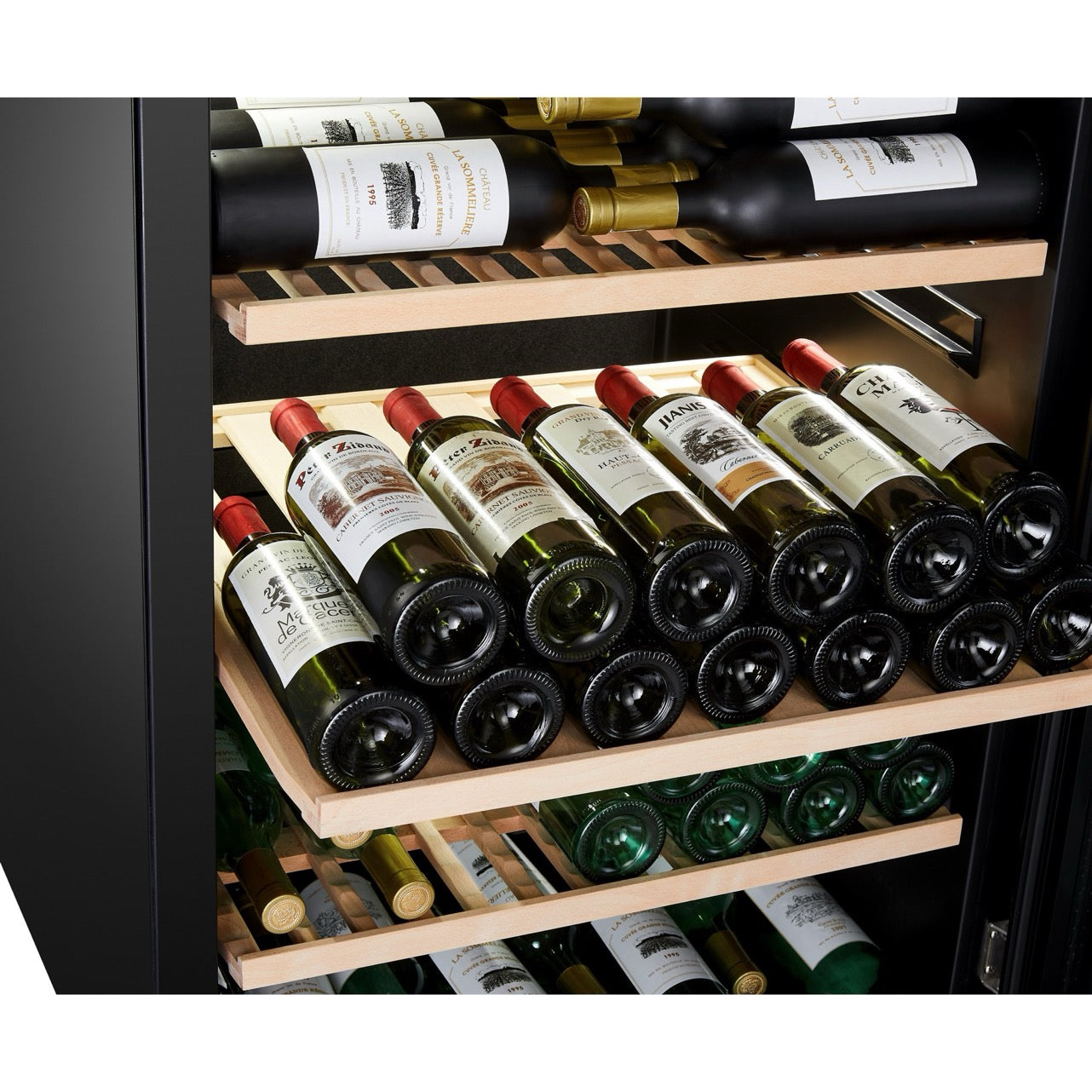 Vista de la Vinoteca 185 botellas La Sommelière APOGEE 200PV cargada de botellas de vino tinto y blanco