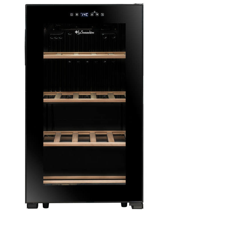 Vinoteca La Sommelière LS36 Black vacía, vista frontal con puerta oscura cerrada y estantes de madera visibles.