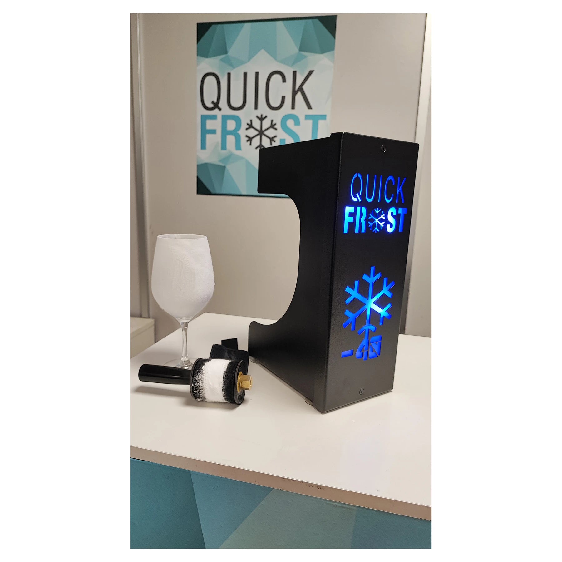 Escarchadora de copas y vasos + accesorio hielo seco QuickFrost ICG-6000
