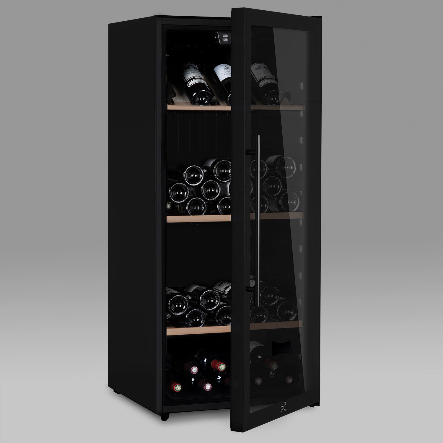 Vinoteca encastrable 108 botellas Les Petits Champs CAVCBD108 vista lateral con puerta semi abierta y botellas de vino