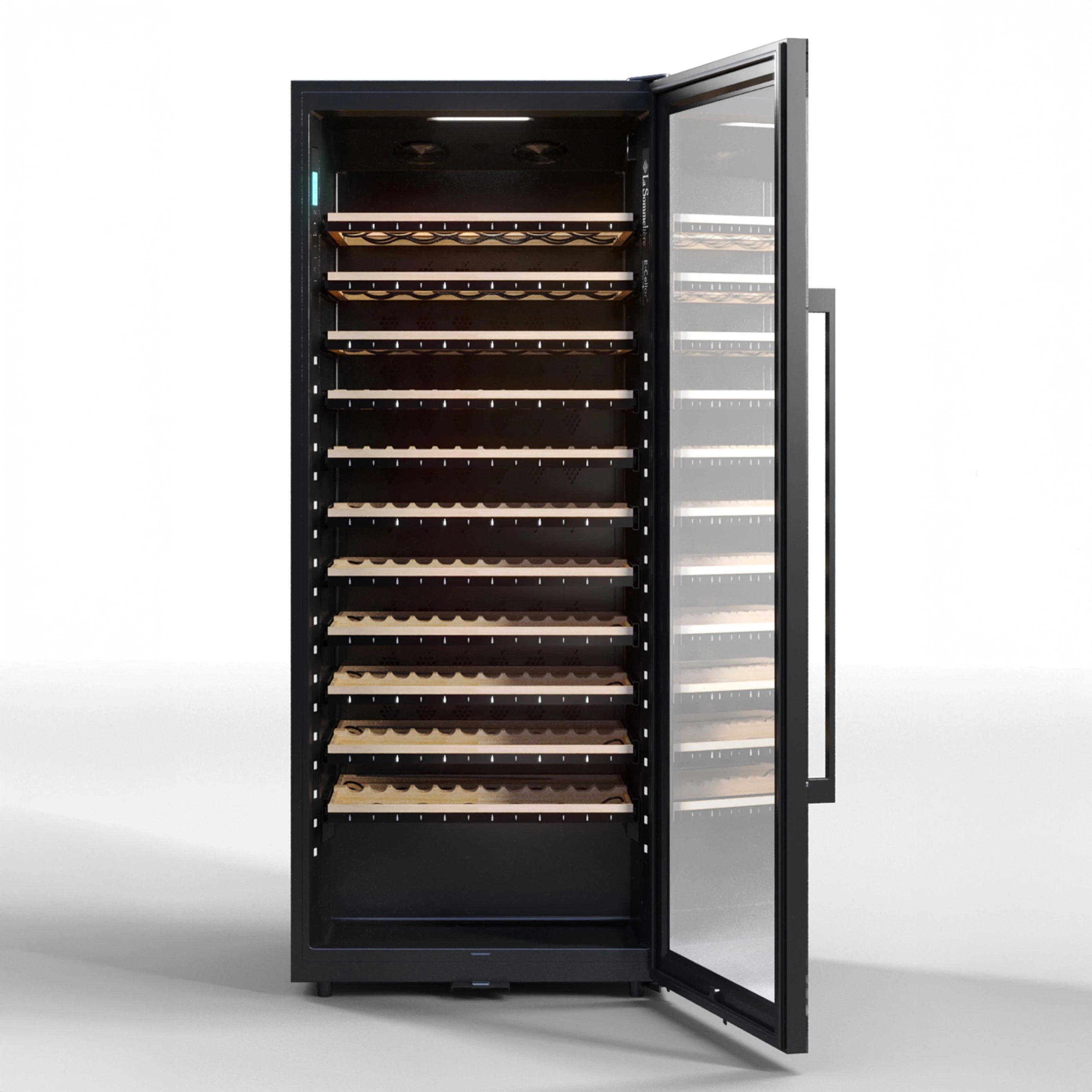 Vista de la Vinoteca 149 botellas La Sommelière ECELLAR150G2 completamente vacía mostrando sus bandejas