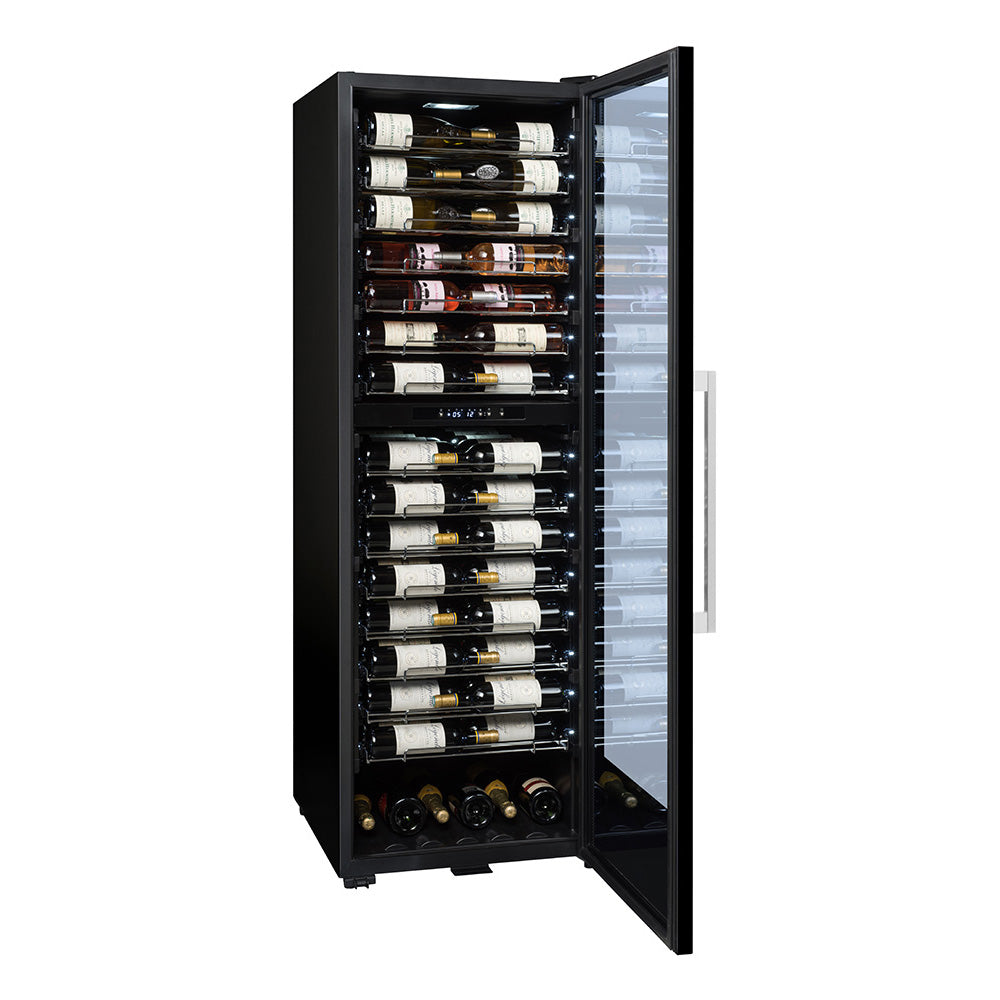 Vista de la Vinoteca de envejecimiento 152 botellas La Sommelière PRO160DZN doble zona completamente abastecida con botellas de vino