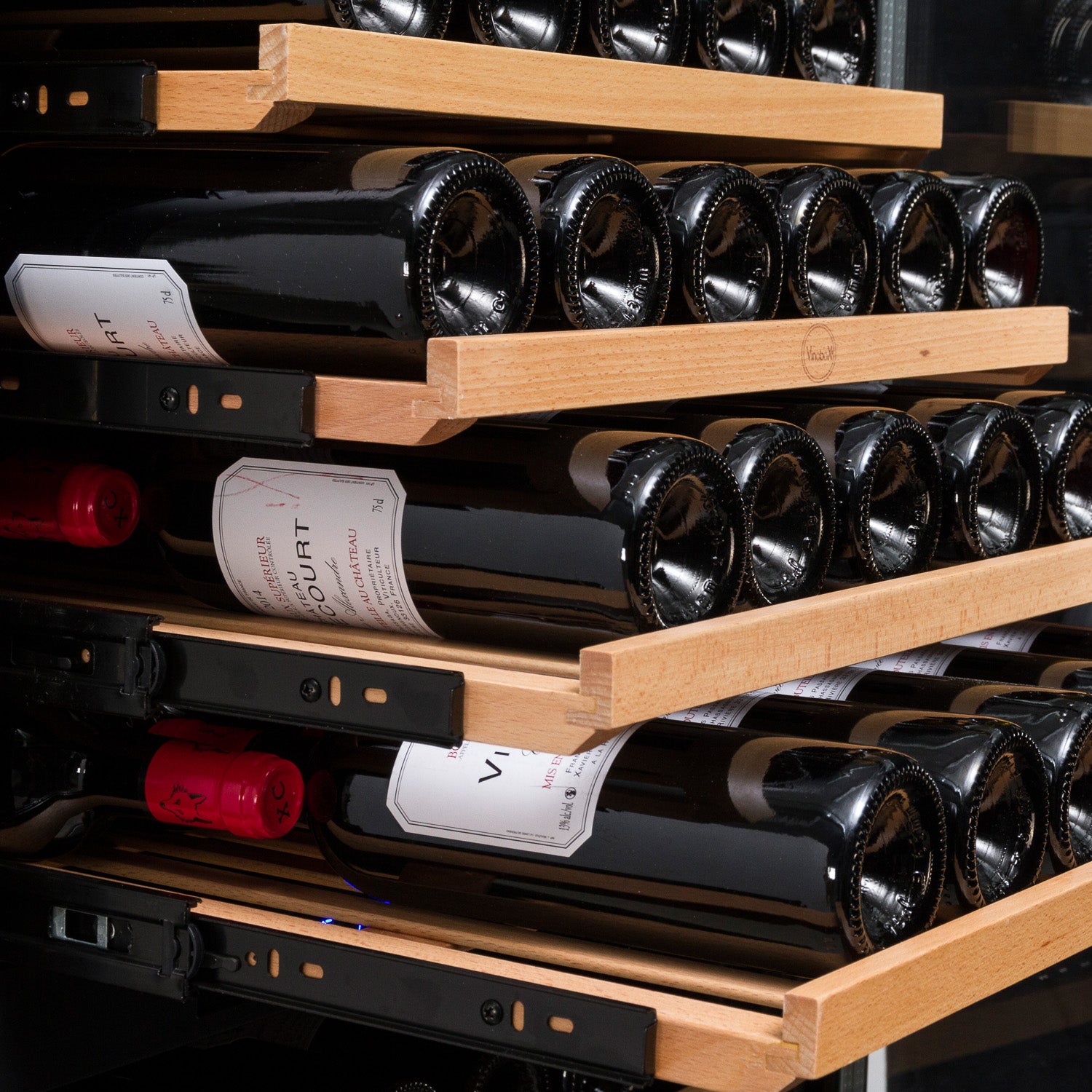 Vinoteca VInobox 168 botellas 168GC 2T Negro detalle bandejas railes