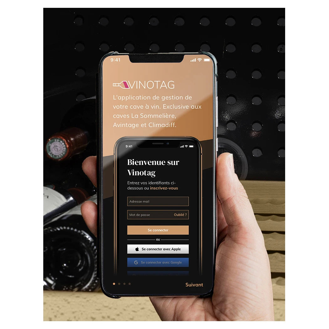 Aplicación móvil Vinotag para gestión de colección de vinos en smartphone compatible con vinotecas La Sommelière