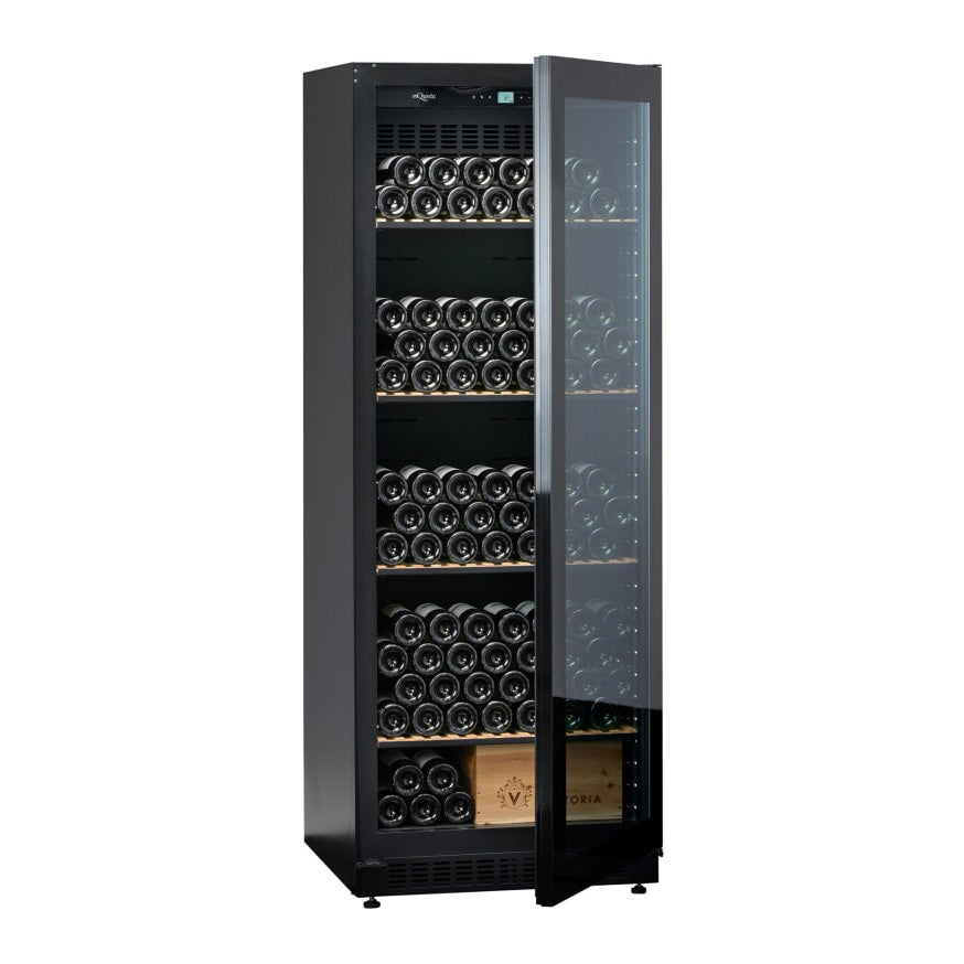 Vinoteca 273 botellas mQuvée VELVET 220 frontal semiabierta llena