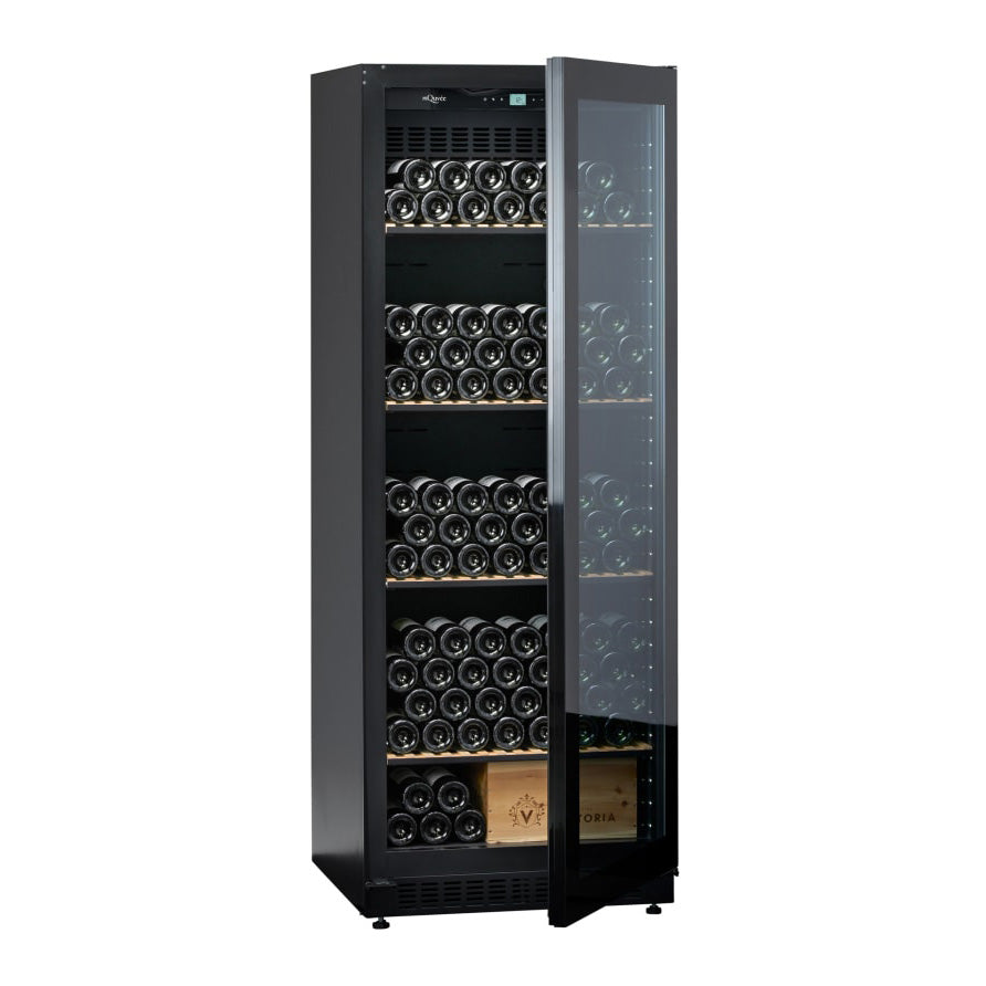 Vinoteca 273 botellas mQuvée VELVET 220 frontal semiabierta llena