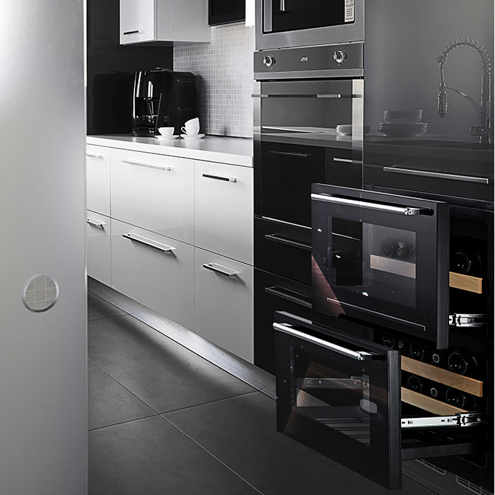 Wine Cooler 45 bottles mQuvée WineCave 60DD Fullglasss Black Dual-zone