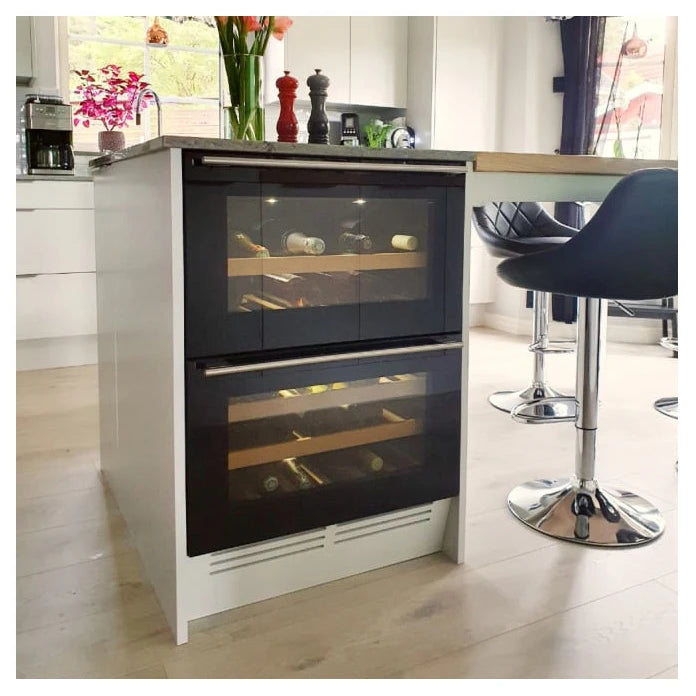 Wine Cooler 45 bottles mQuvée WineCave 60DD Fullglasss Black Dual-zone