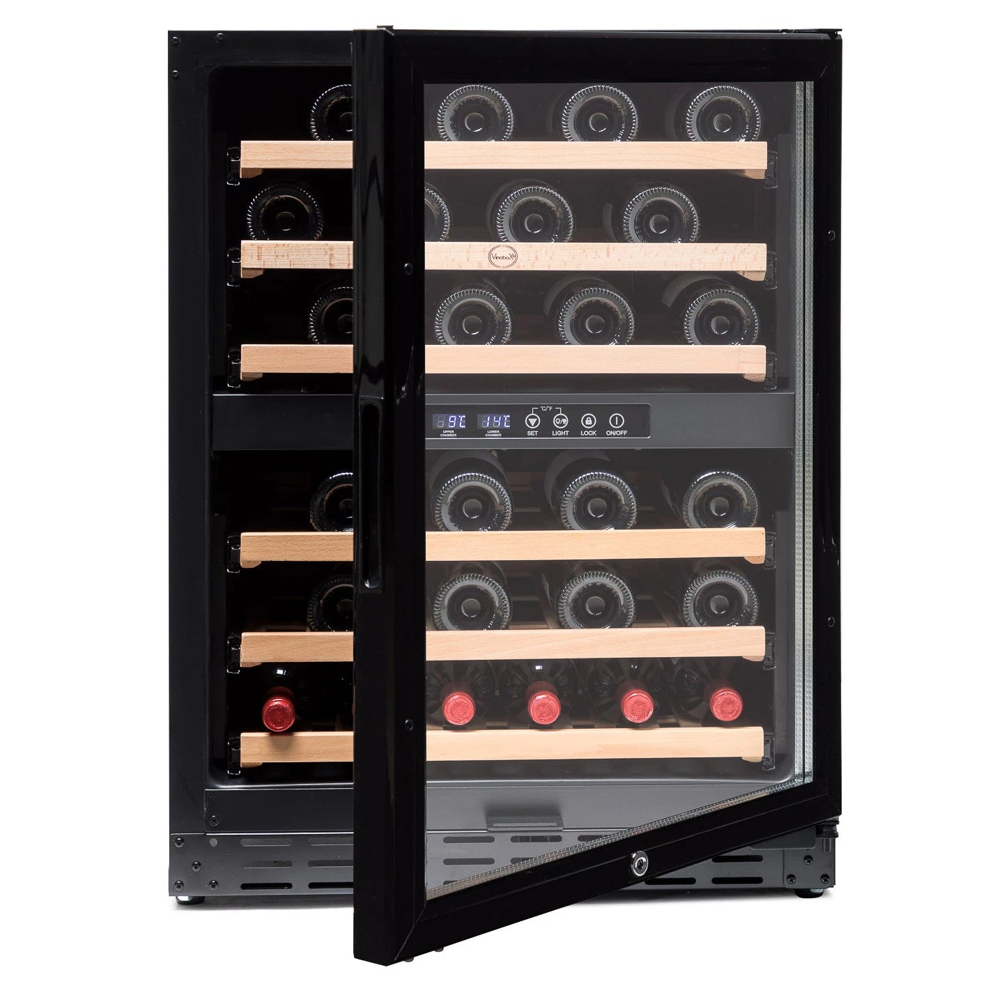 Vinoteca Vinobox V50 GC 2T Black con puerta abierta y bandejas de madera para botellas.