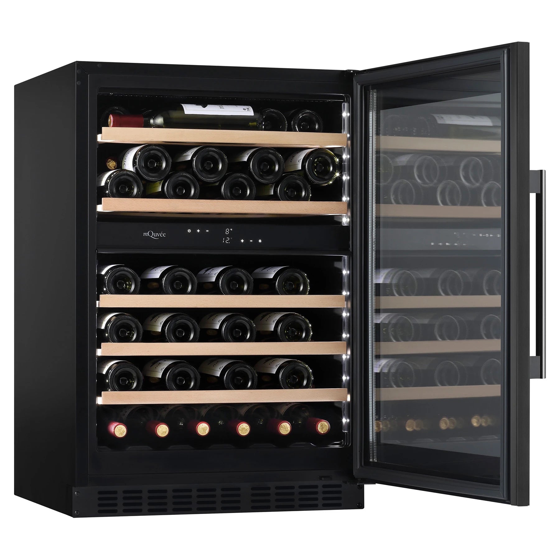 Interior de la vinoteca mQuvée WineCave 800 60D Fullglass Black con estantes de madera