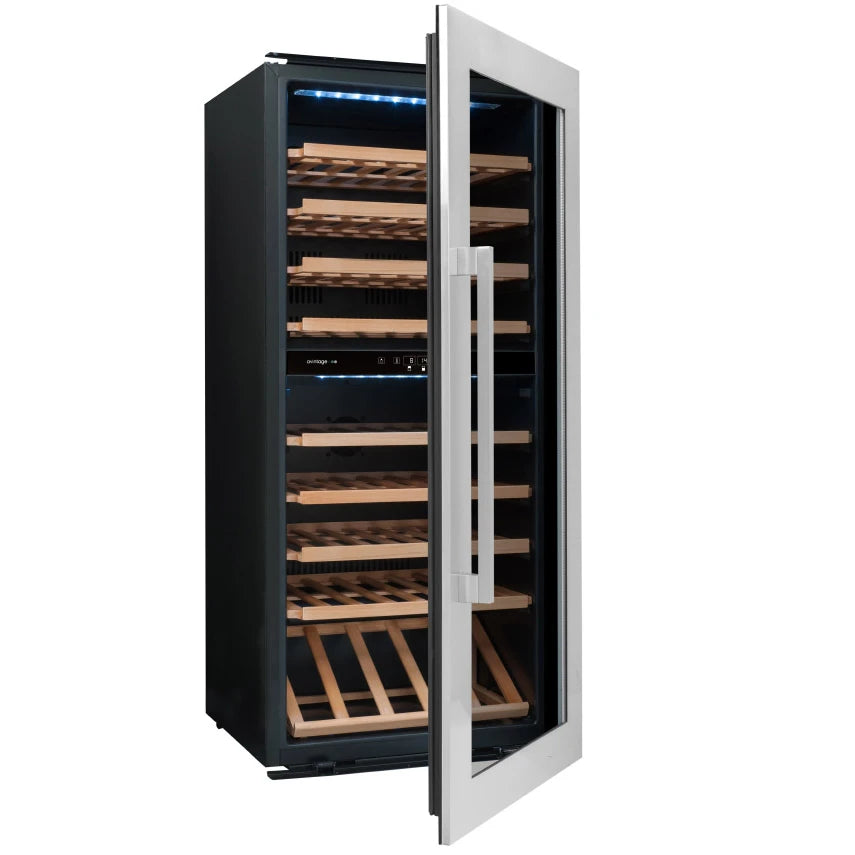 Fotografía de la Vinoteca encastrable 79 botellas Avintage AVI81XDZA doble zona con puerta semiabierta.