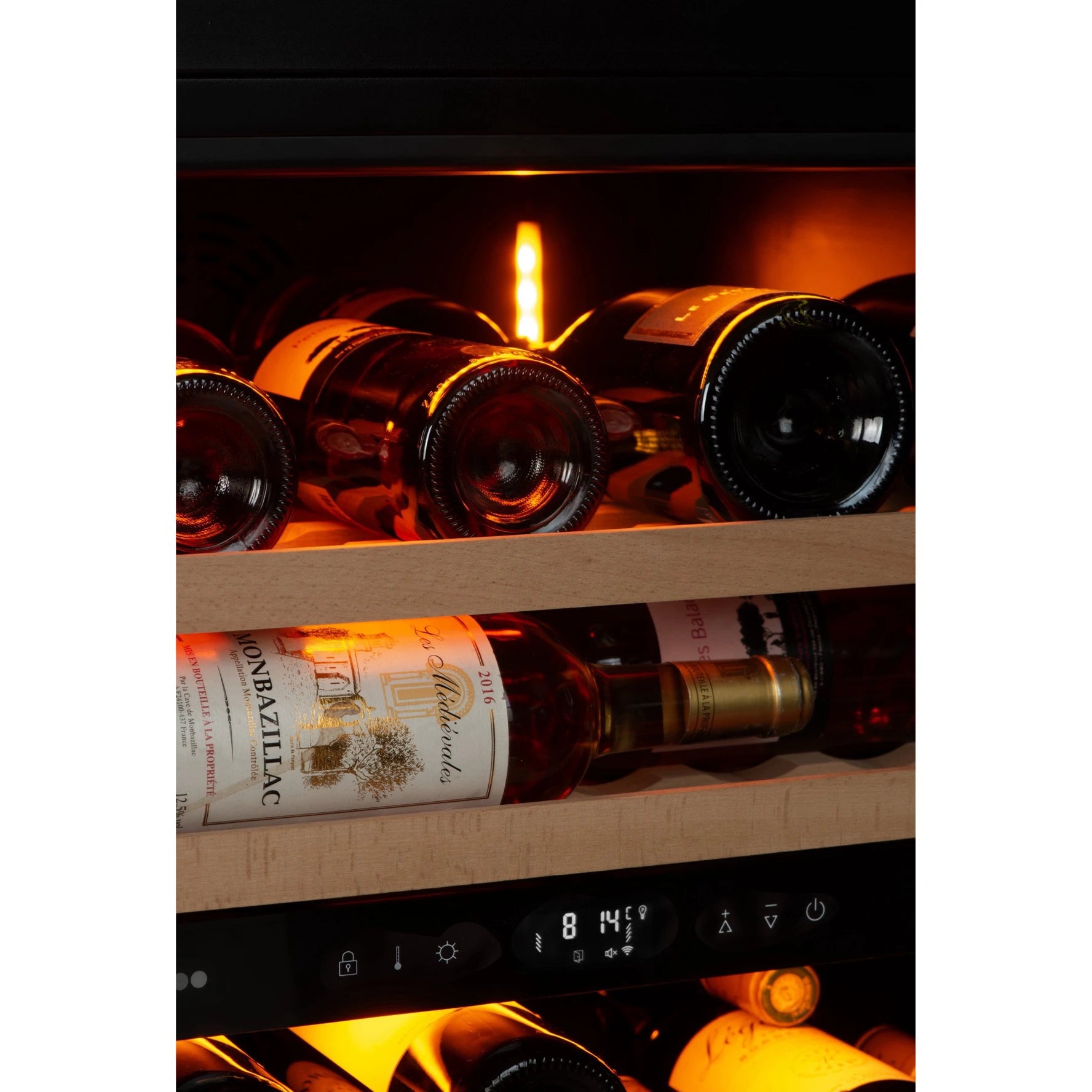 Imagen de la Vinoteca 47 botellas Avintage AVU50PLATINUM doble zona.