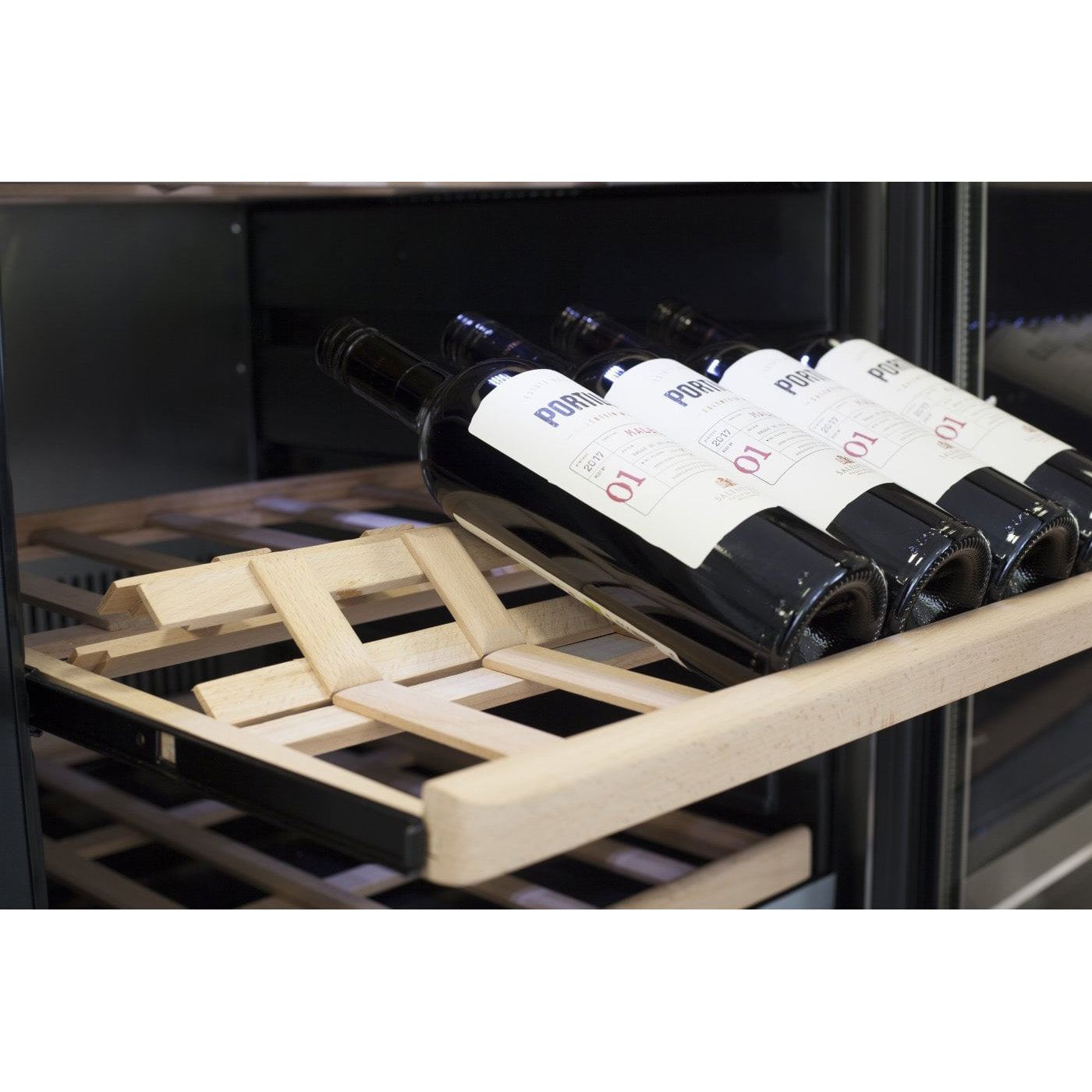 Wine Cooler 126 bottles Caso WineChef Pro 126 2D Dual-zone