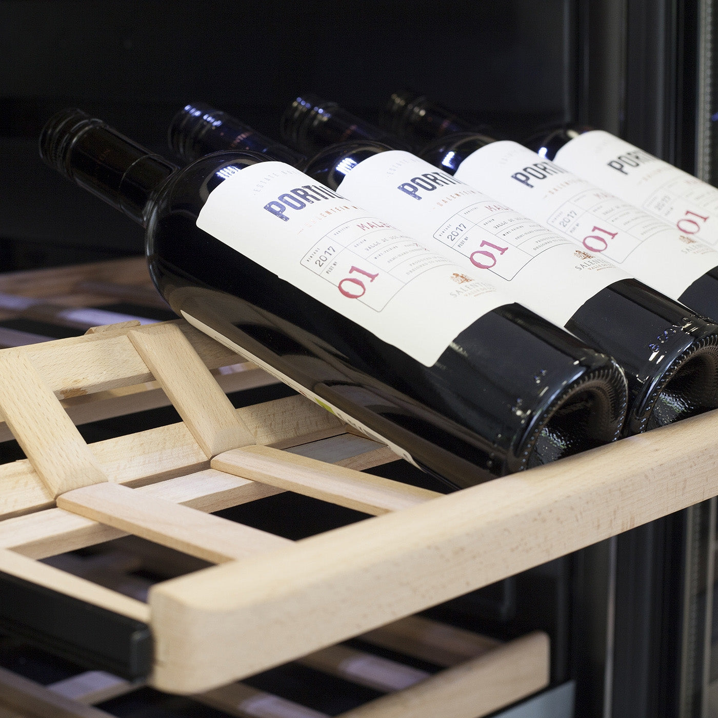 Vinoteca 180 botellas WineComfort 180 Smart bandejas