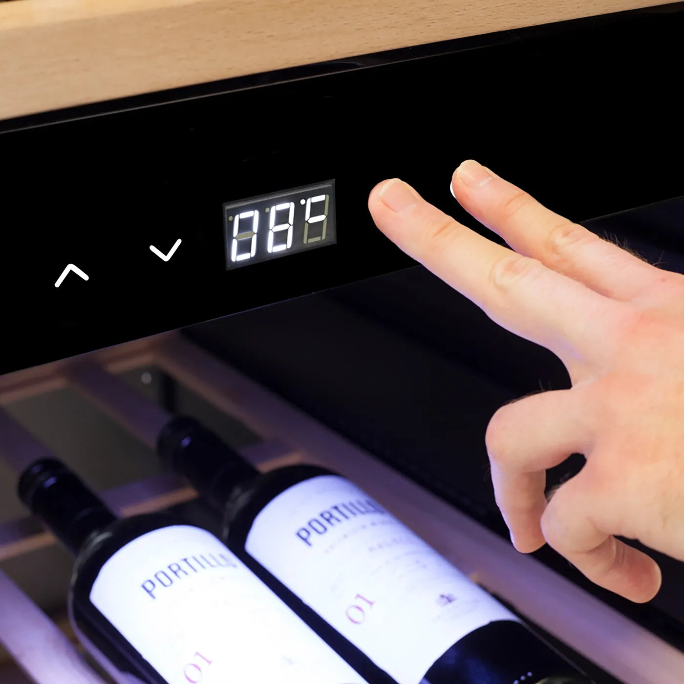 Wine Cooler 180 bottles Caso WineExclusive 180 Smart Dual-zone
