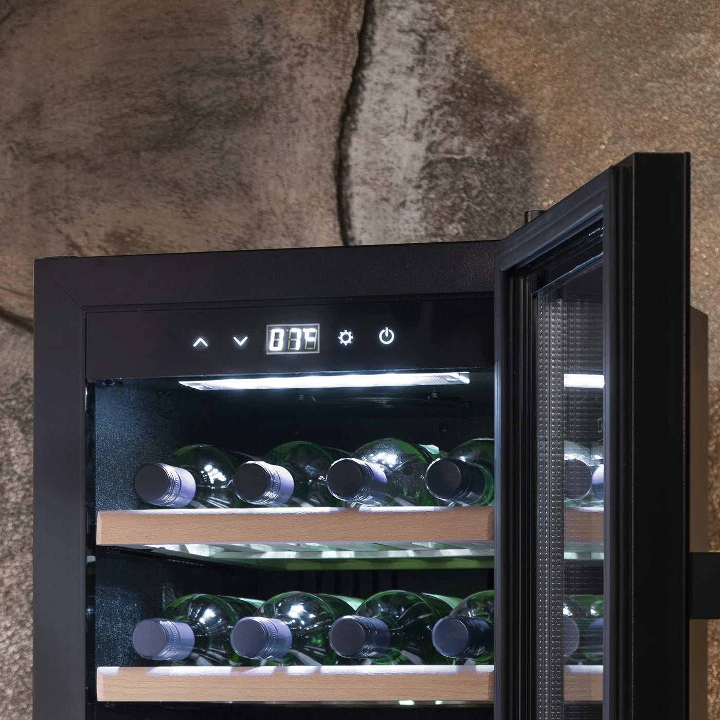 Vinoteca 24 botellas Caso WineExclusive 24 Smart detalle de panel de temperaturas