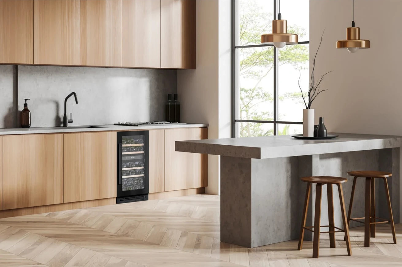 Vinoteca 28 botellas Cavin Arctic Collection 40D Fullglass Black