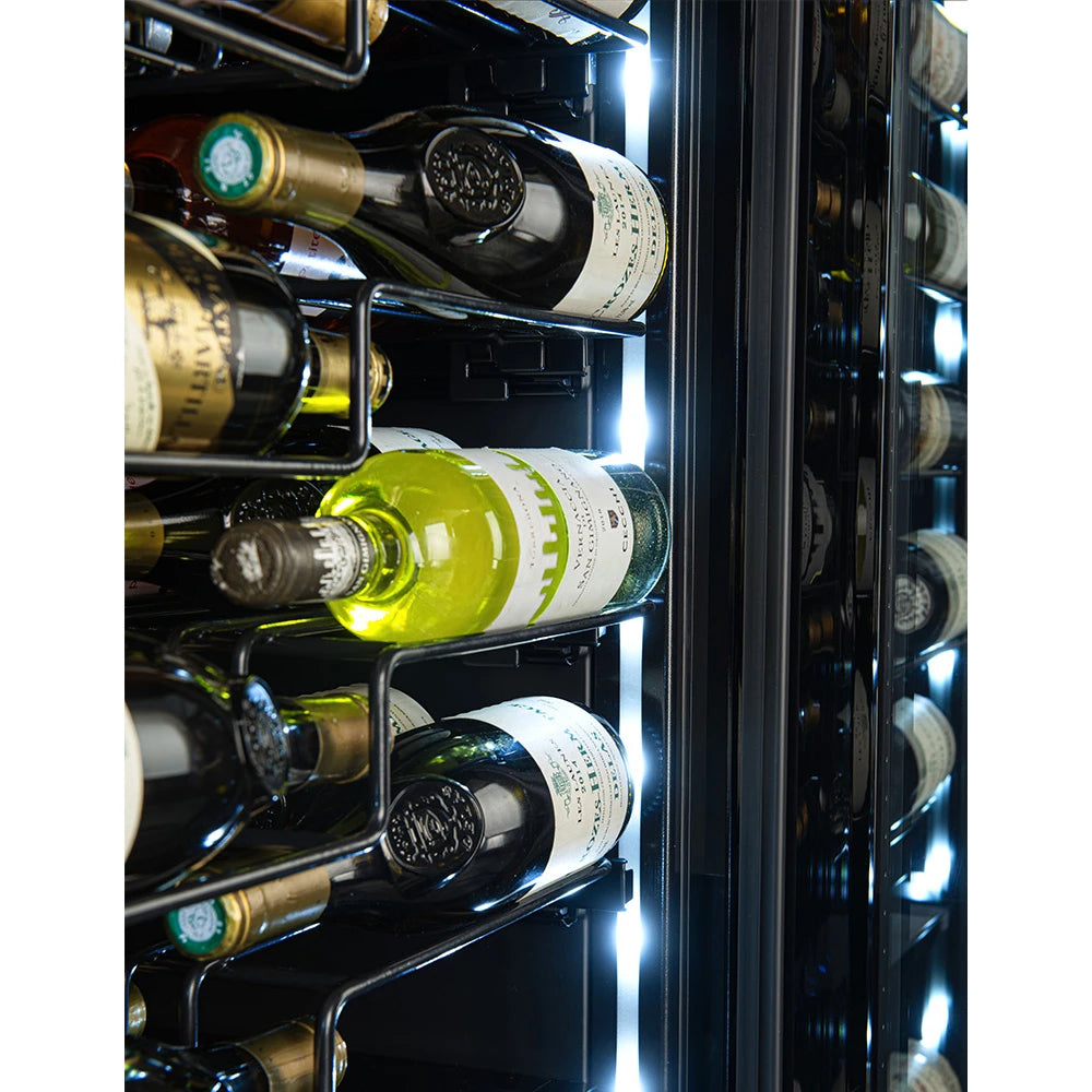 Fotografía de la Vinoteca encastrable 131 botellas Avintage GALLERY doble zona.