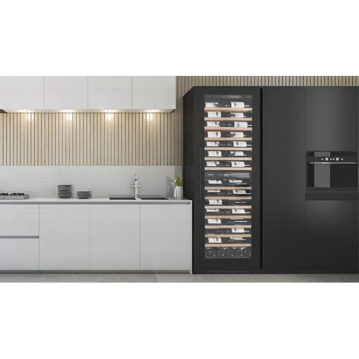 Wine Cooler 117 bottles mQuvée WineCave 187n Label View
