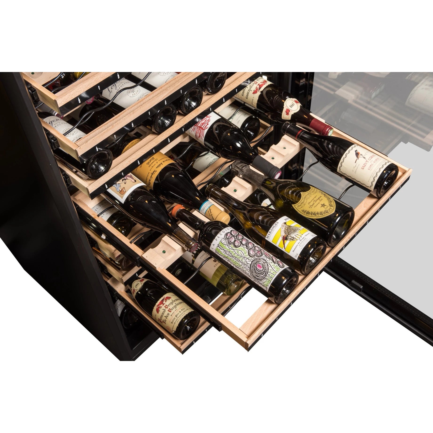Vista de la Vinoteca 149 botellas La Sommelière ECELLAR150G2 completamente abastecida con botellas de vino