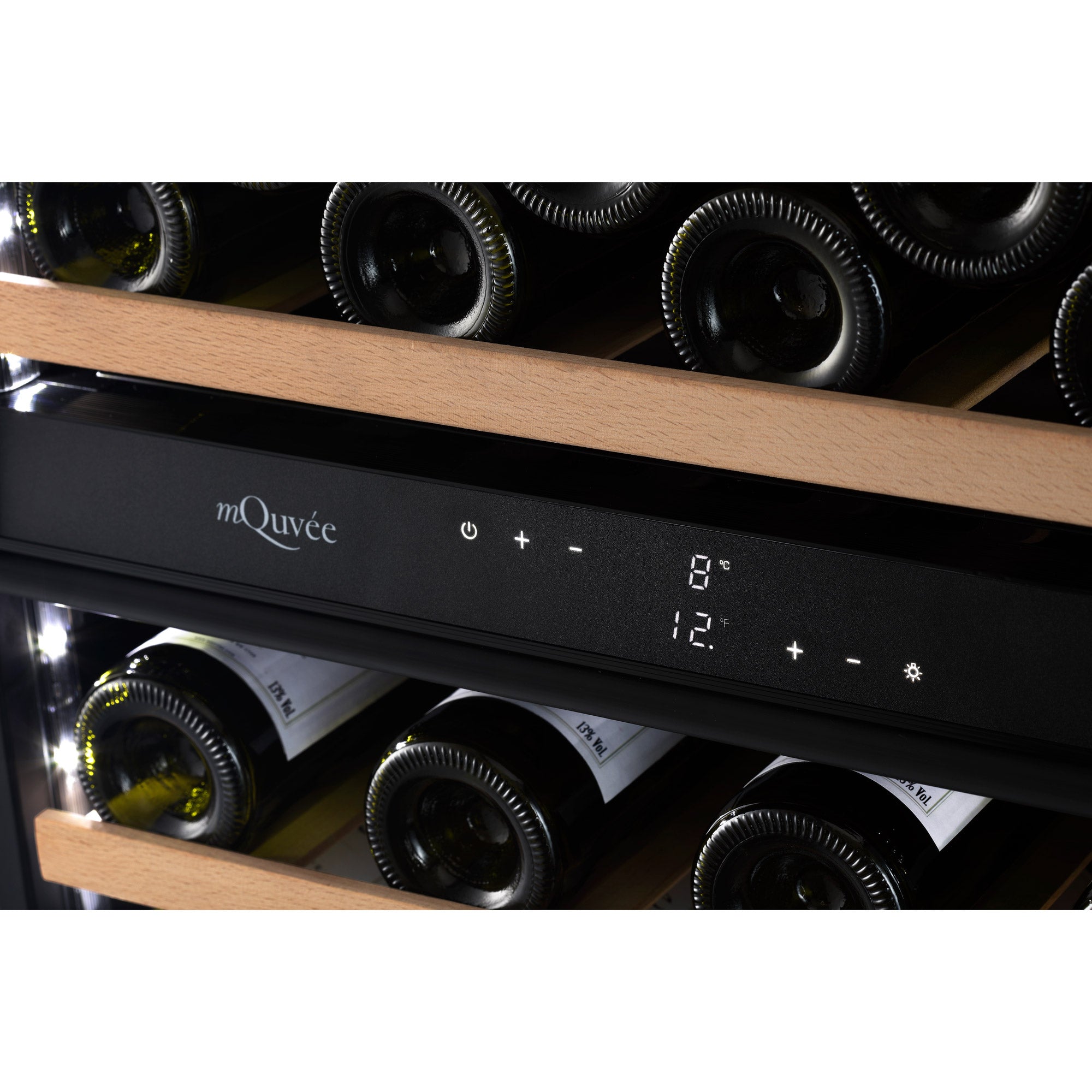 Vinoteca 53 botellas mQuvée WineCave 800 60D Fullglass detalle panel de control de temperatura del vino