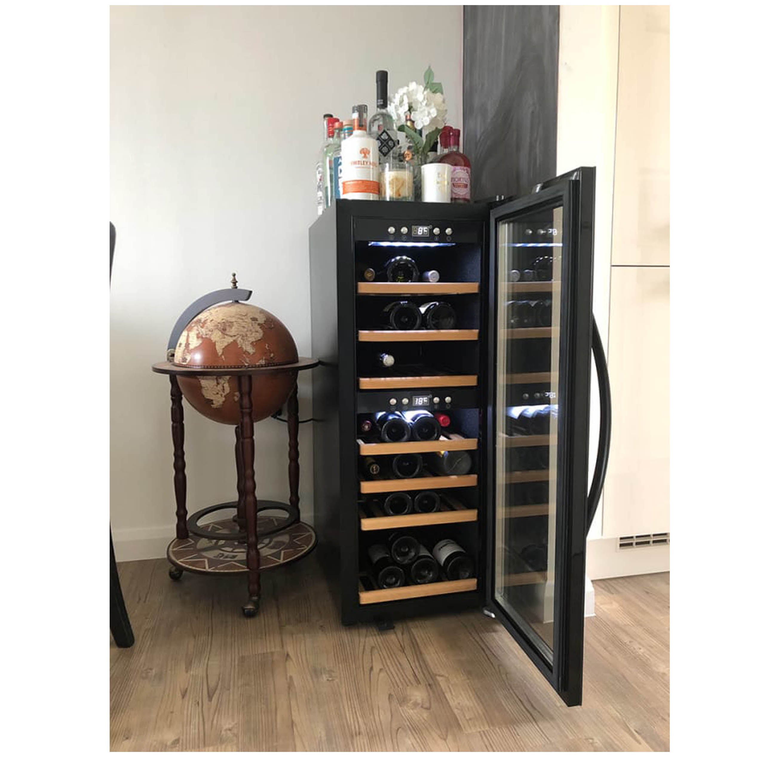 Wine Cooler 38 bottles mQuvée WineExpert 38 Fullglass Black Dual-zone