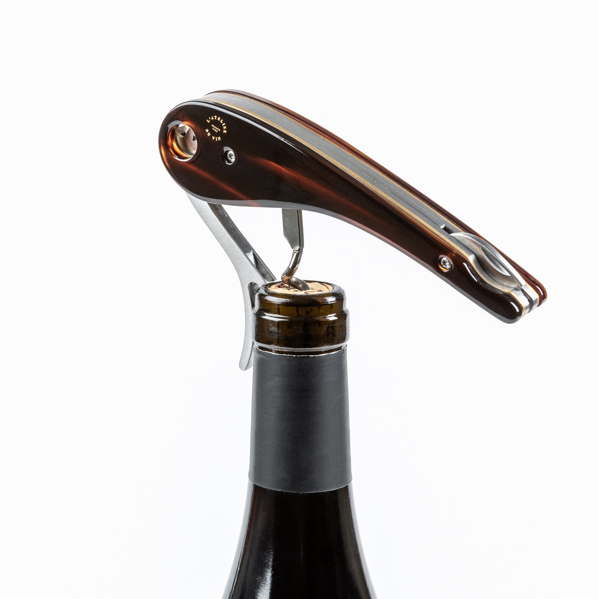 Sacacorchos Soft Machine Dandy L'Atelier du Vin Oeno Collection 4 sobre el cuello de botella de vino