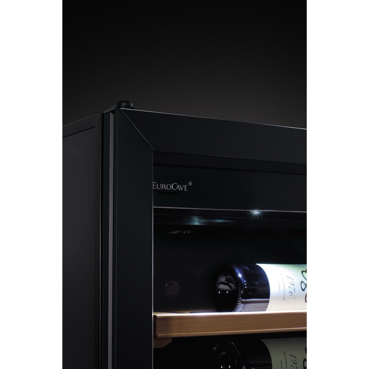EuroCave La Premiere M 98-bottle wine cooler with glass door and 7
