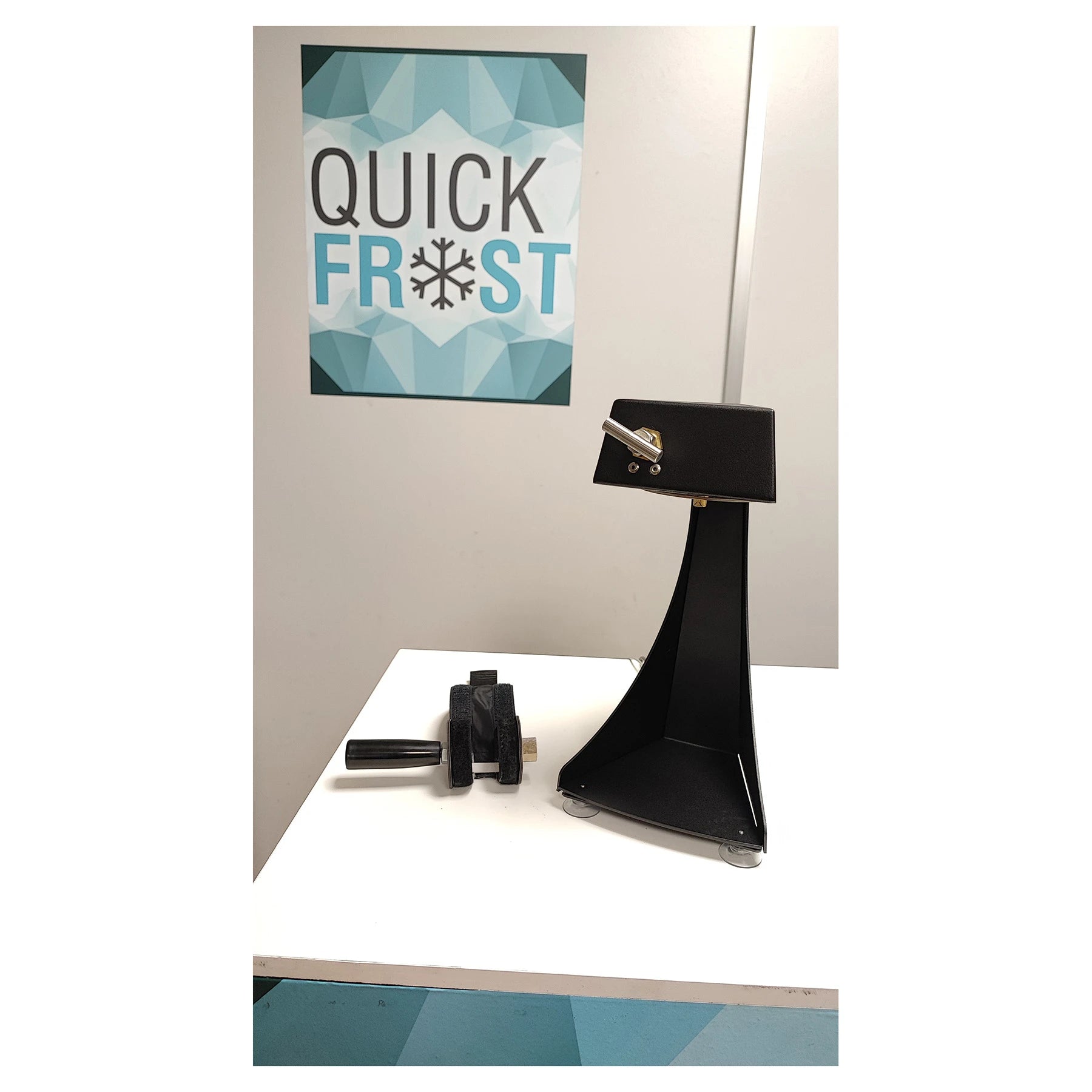 Escarchadora de copas y vasos + accesorio hielo seco QuickFrost ICG-5000