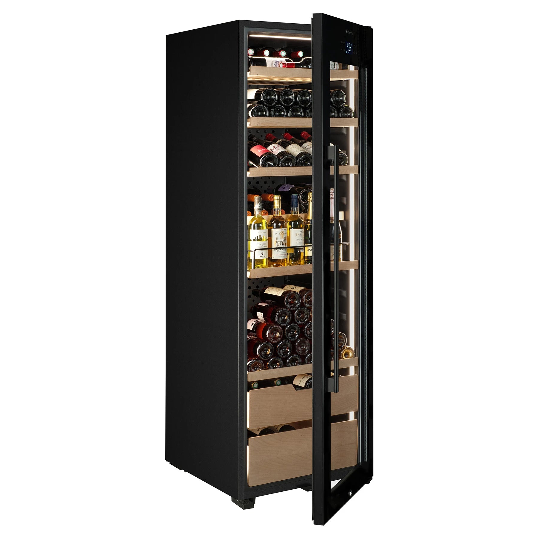 Vinoteca La Sommelière VIP177 Edition vista lateral con puerta de cristal entreabierta, selección de vinos en estantes de madera con iluminación cálida