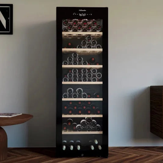 Vinoteca La Sommeliere CLASSIC185 de 185 botellas, detalle de estantes interiores.