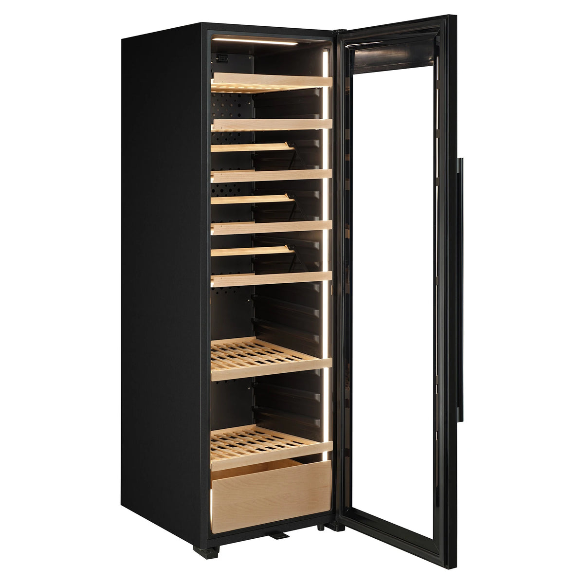 Vinoteca La Sommelière VIP205 EDITION vista tres cuartos con la puerta abierta y estantes de madera vacíos iluminados