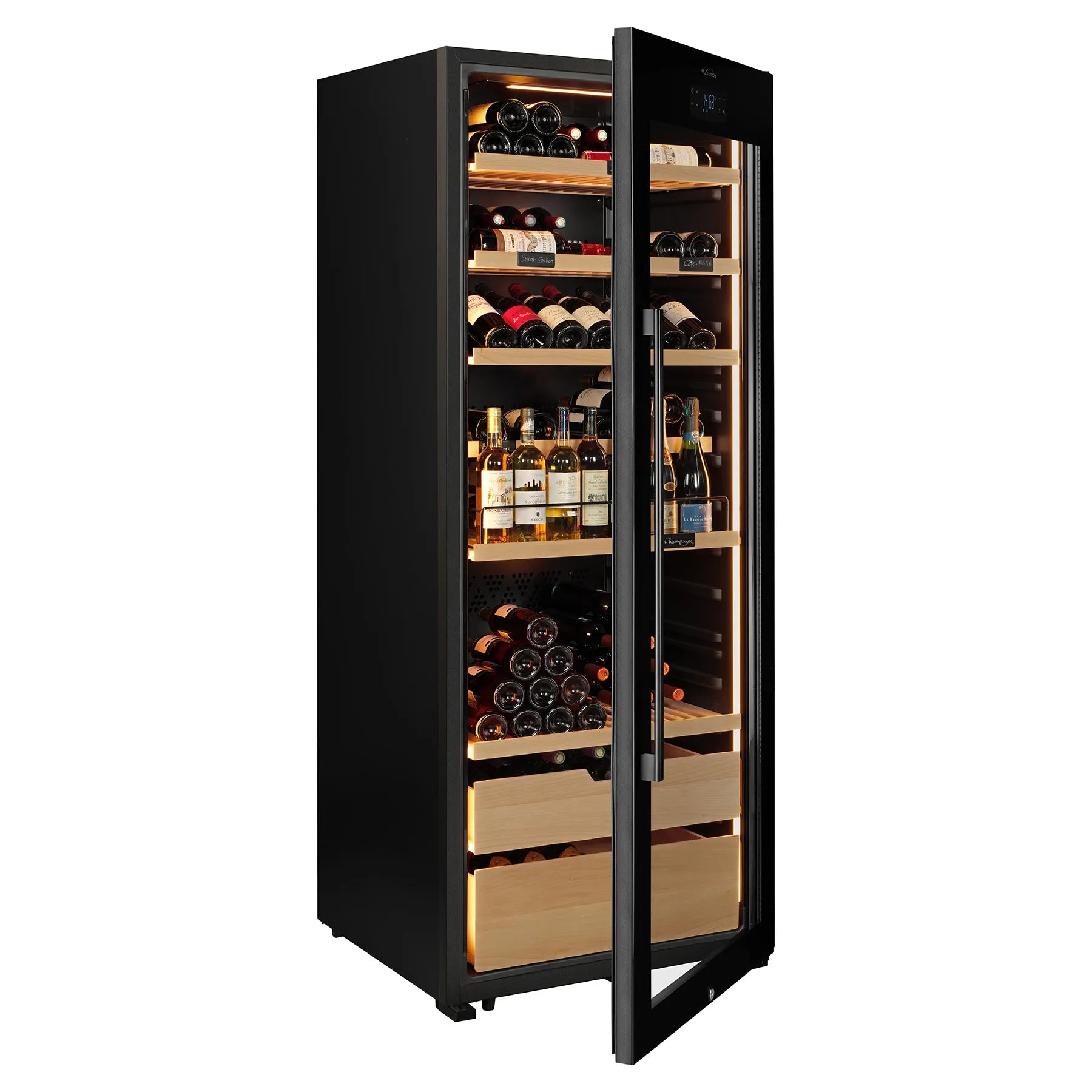 Vinoteca La Sommelière VIP273 Edition con iluminación cálida, puerta de cristal cerrada y botellas de vino organizadas en estantes de madera