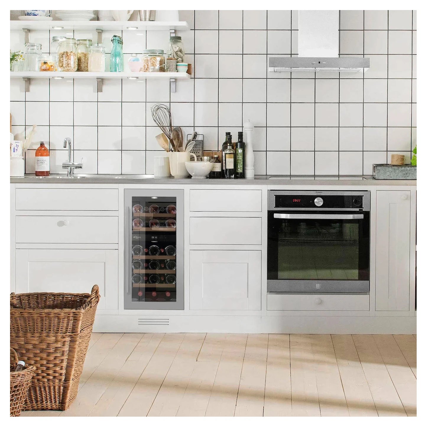 Wine Cooler 28 bottles mQuvée WINECAVE 700 40D Stainless Dual-zone