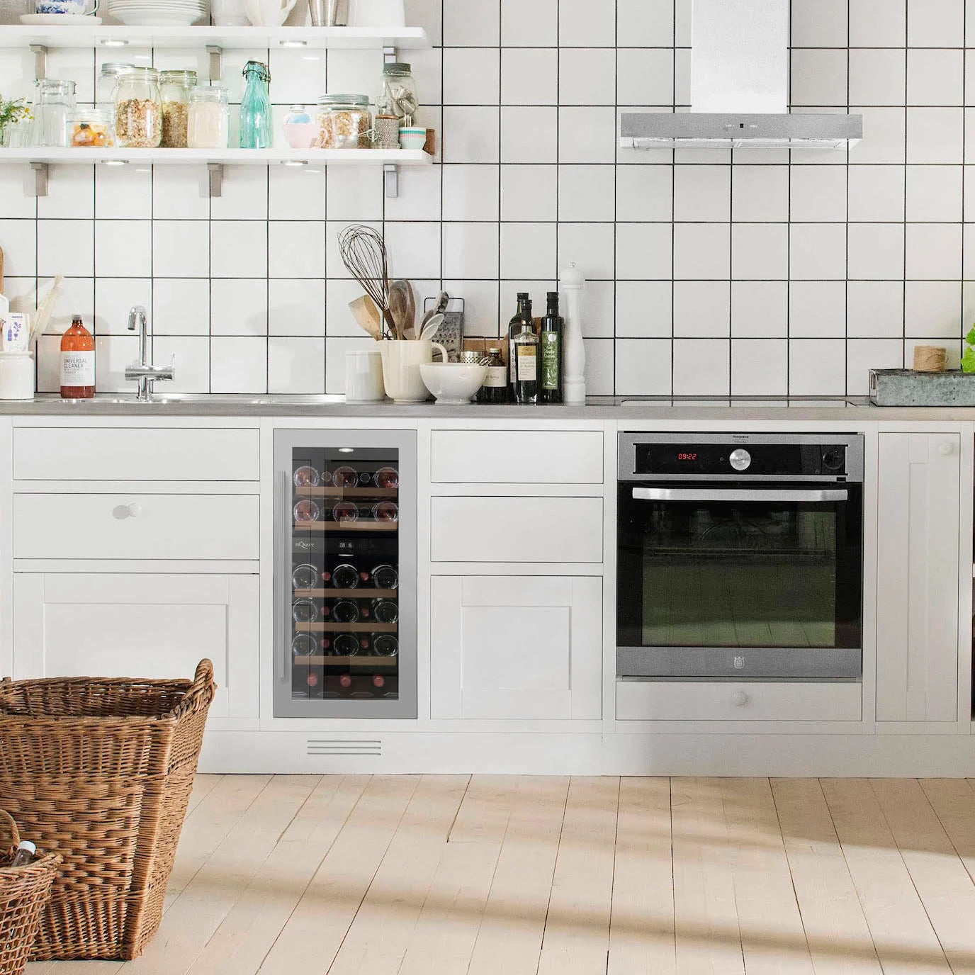 Wine Cooler 28 bottles mQuvée WINECAVE 700 40D Stainless Dual-zone