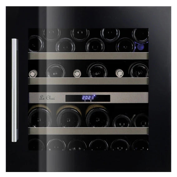 Vinoteca encastrable Le Chai LBN340 de 34 botellas en color negro.