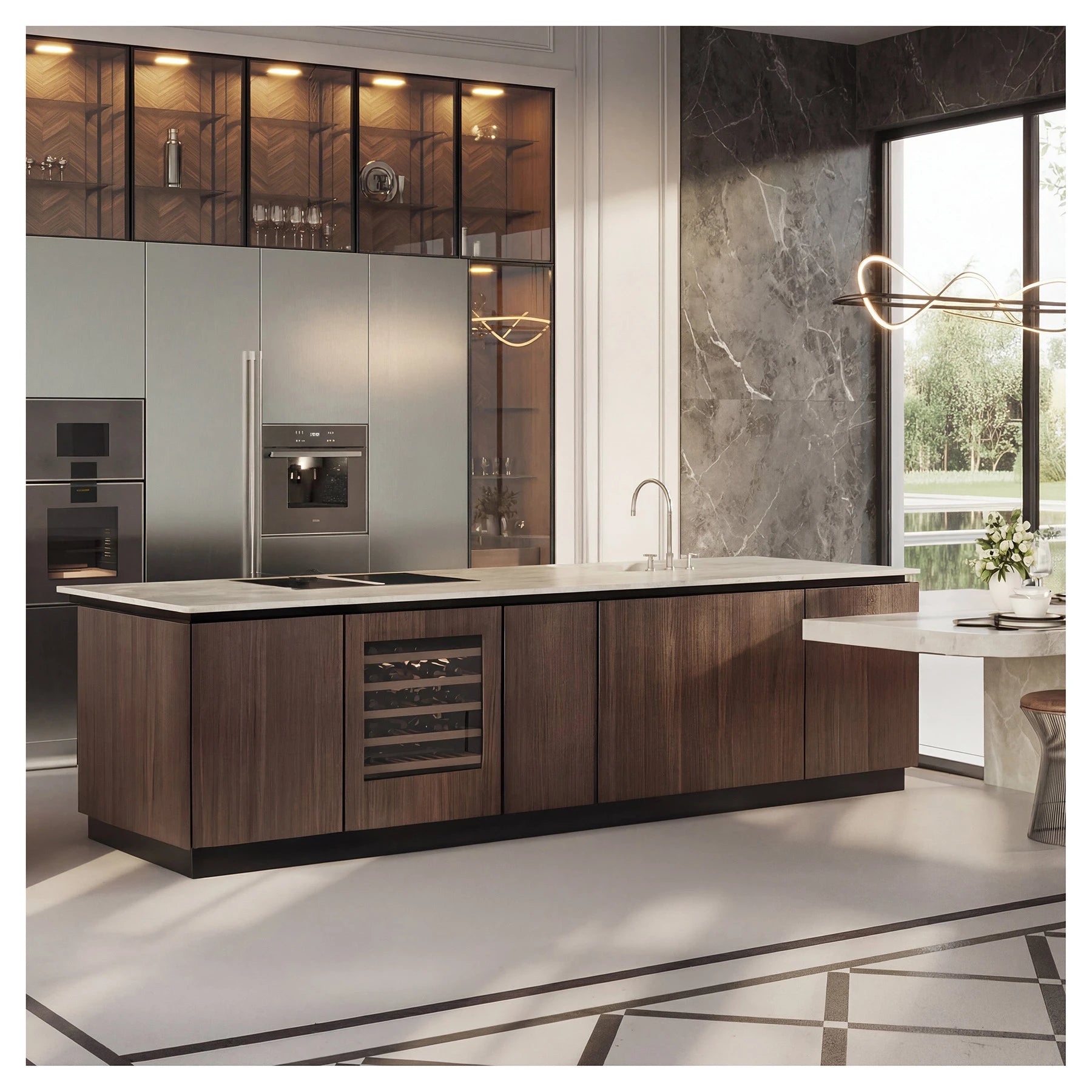 Cocina elegante con isla revestida en madera oscura, vinoteca empotrada con puerta de vidrio visible en el centro y fondo con refrigerador de acero inoxidable y vitrinas iluminadas.