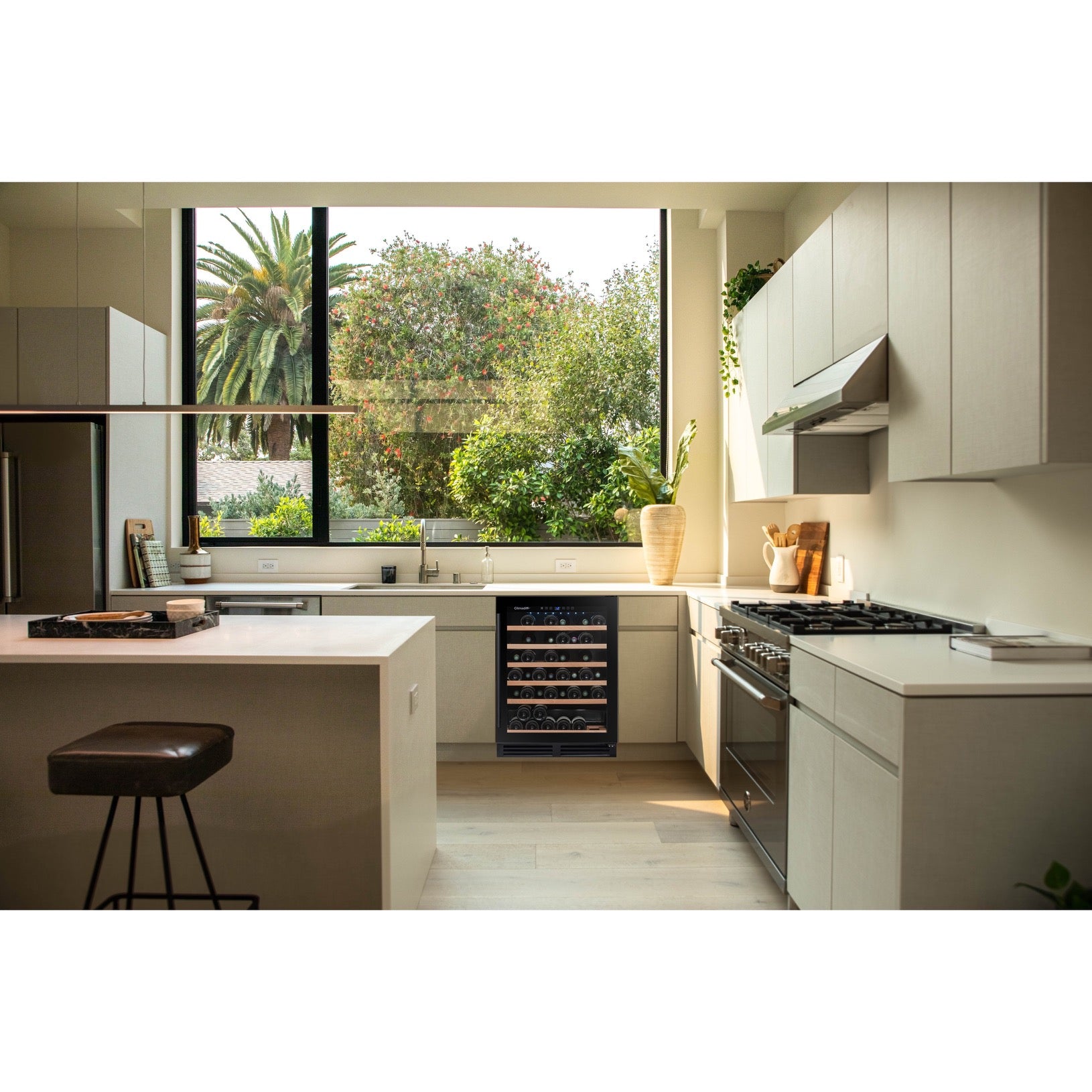 Vinoteca 51 botellas Climadiff CBU51S2B