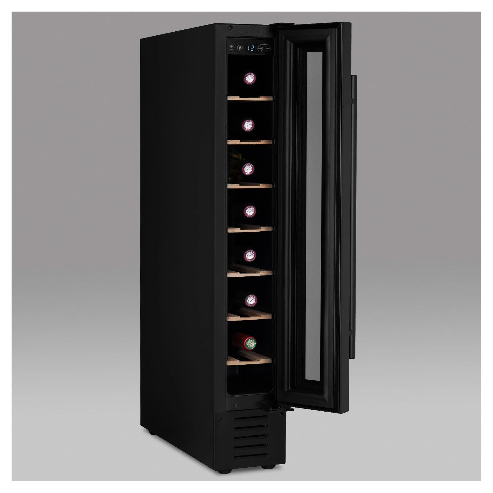 Vinoteca Les Petits Champs CAVSEB7 Black en perspectiva con puerta abierta mostrando varias baldas y capacidad para 7 botellas.