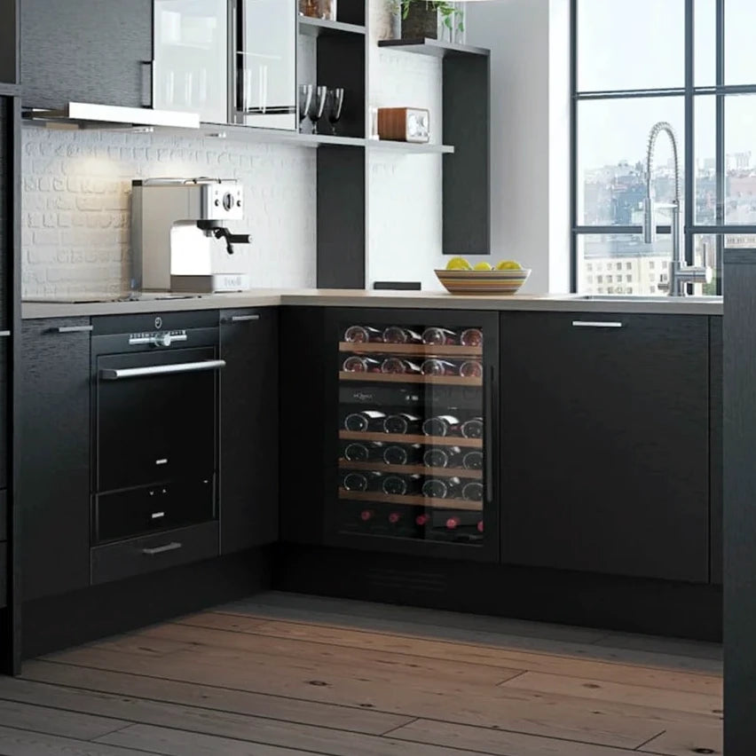 Wine Cooler 38 bottles mQuvée WineCave 700 50D Anthracite Black Dual-zone