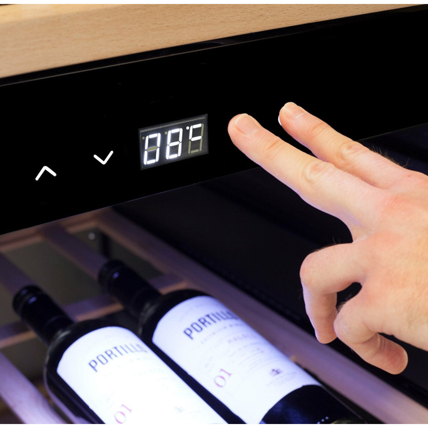 Wine Cooler 126 bottles Caso WineExclusive 126 Smart Dual-zone